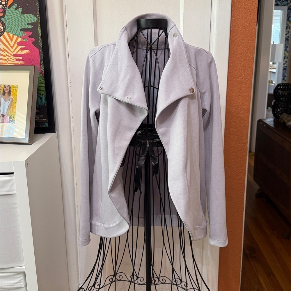 Lululemon Rally Wrap-Sz 6